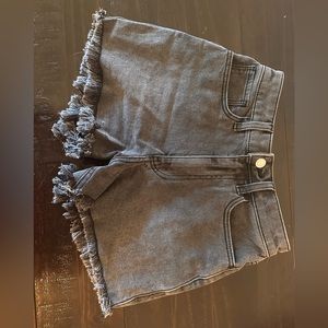 Hollister Ultra High Rise Vintage Stretch Black shorts size 00